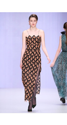 Yasya Minochkina Fall 2018 Ready-to-Wear , Яся Миночкина осень зима 2018 , Fashion show , неделя моды в Москве , MBFWRussia , Mercedes Benz Fashion Week , Mainstyles , Mainstyle #Mainstyle